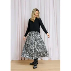 Black Colour BCABBIE SKIRT - Grå leopard nederdel 40728 Lt. Grey Leo fra Black Colour