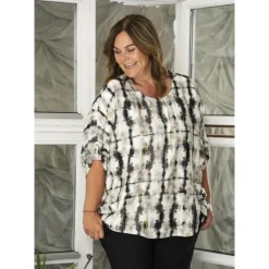 Gozzip GElissa Oversize Blouse - Sort printet bluse G252010 Offwhite-Black-Clay fra Gozzip