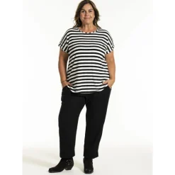 Gozzip GGitte T-shirt - Sort/hvid stribet G252082 Black fra Gozzip