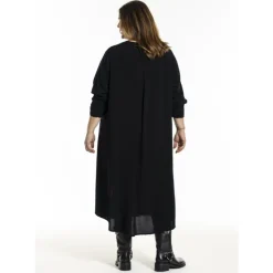 Gozzip GHenny Dress - Sort kjole med pink blomst G246019 Black fra Gozzip