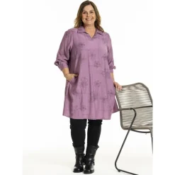 Gozzip GIdalene Tunic - Lilla tunika med streg print G251007 Orchid fra Gozzip