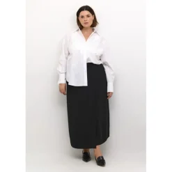Kaffe Curve KCelna Shirt - Hvid skjorte med broderi 10582706 Optical White fra Kaffe Curve