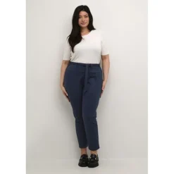 Kaffe Curve KCjenna Belt Pant - Marineblå buks med bælte 10582254 Midnight Marine fra Kaffe Curve