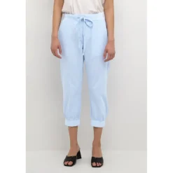 Kaffe Naya Capri Pants - Lyseblå buks 10502803 Windsurfer fra Kaffe