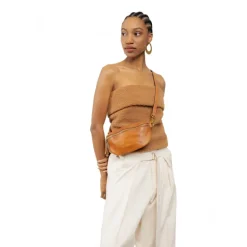 RE:DESIGNED Gitty - Cognac farvet mini bumbag 6239 Burned Tan fra RE:DESIGNED