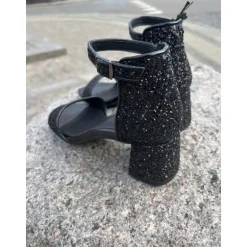 Shoedesign Copenhagen ALICE G Black - Sort sandel med glimmer S232-4108-1001-01 fra Shoedesign Copenhagen