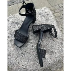 Shoedesign Copenhagen ALICE G Black - Sort sandel med glimmer S232-4108-1001-01 fra Shoedesign Copenhagen