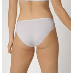Triumph Body Make-up Essentials Tai - Trusse 10156707 White fra Triumph