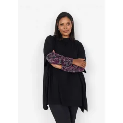 Wasabi WA-SAMANDA 17 - Sort poncho W30061 Black fra Wasabiconcept