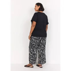 Wasabi WA-STELLA 7 - Sort t-shirt W20028 Black fra Wasabiconcept