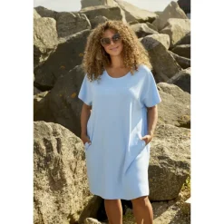 Zhenzi Mya 733-Tunic S/S - Lyseblå jersey kjole 200733 Blue bell fra Zhenzi