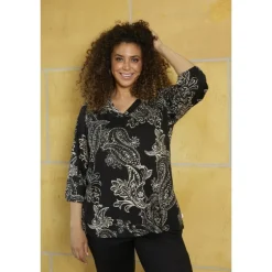 Zhenzi Sylva 629 T-shirt 3/4 - Sort printet bluse 200629 Black fra Zhenzi