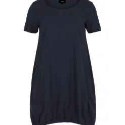Zizzi Jeasy, S/S, Dress - Kjole J80000L Night Sky fra Zizzi
